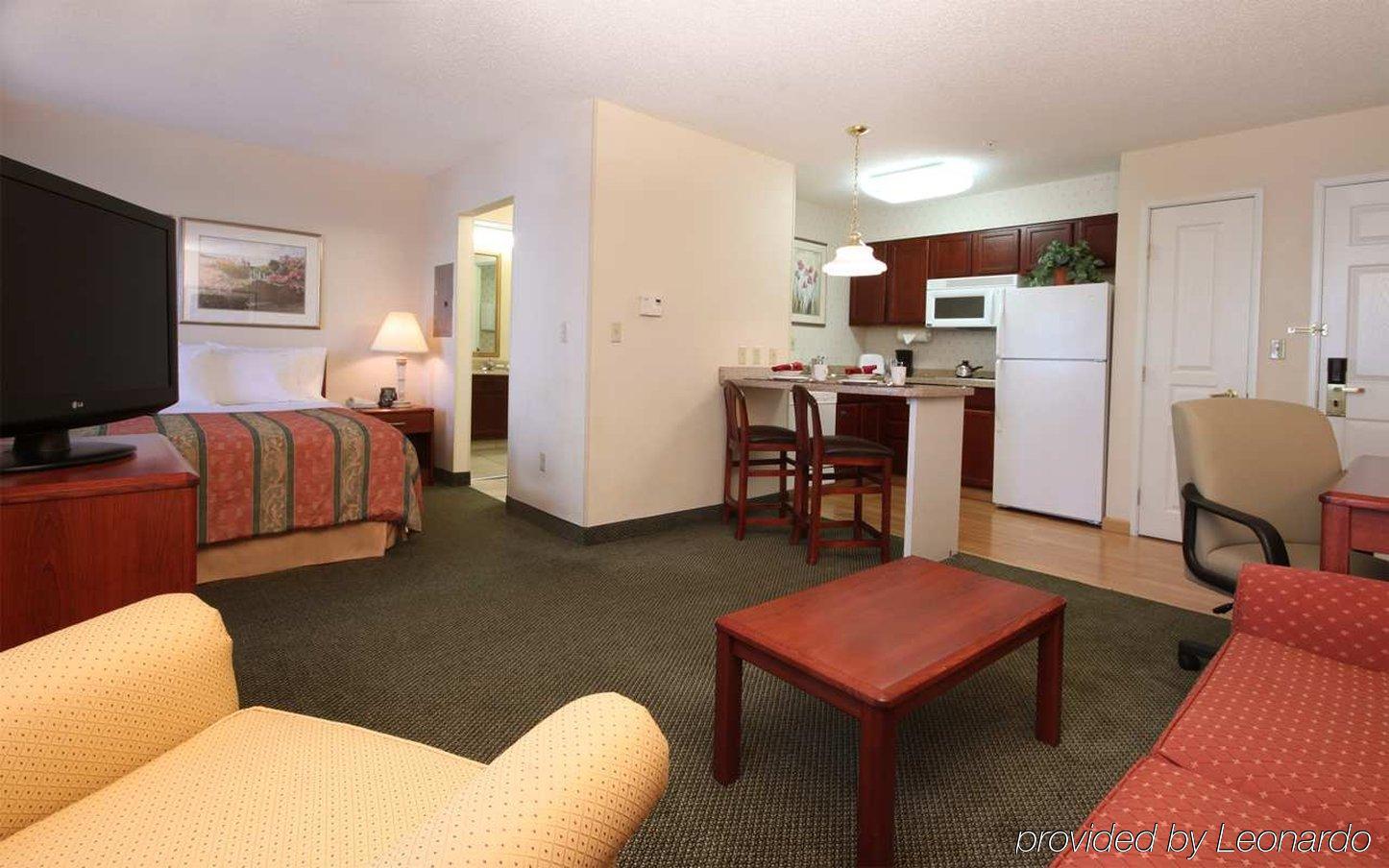 Homewood Suites By Hilton Erie Room photo