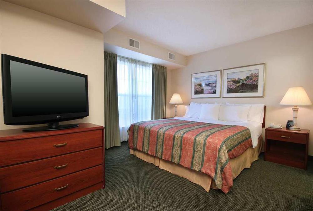 Homewood Suites By Hilton Erie Room photo